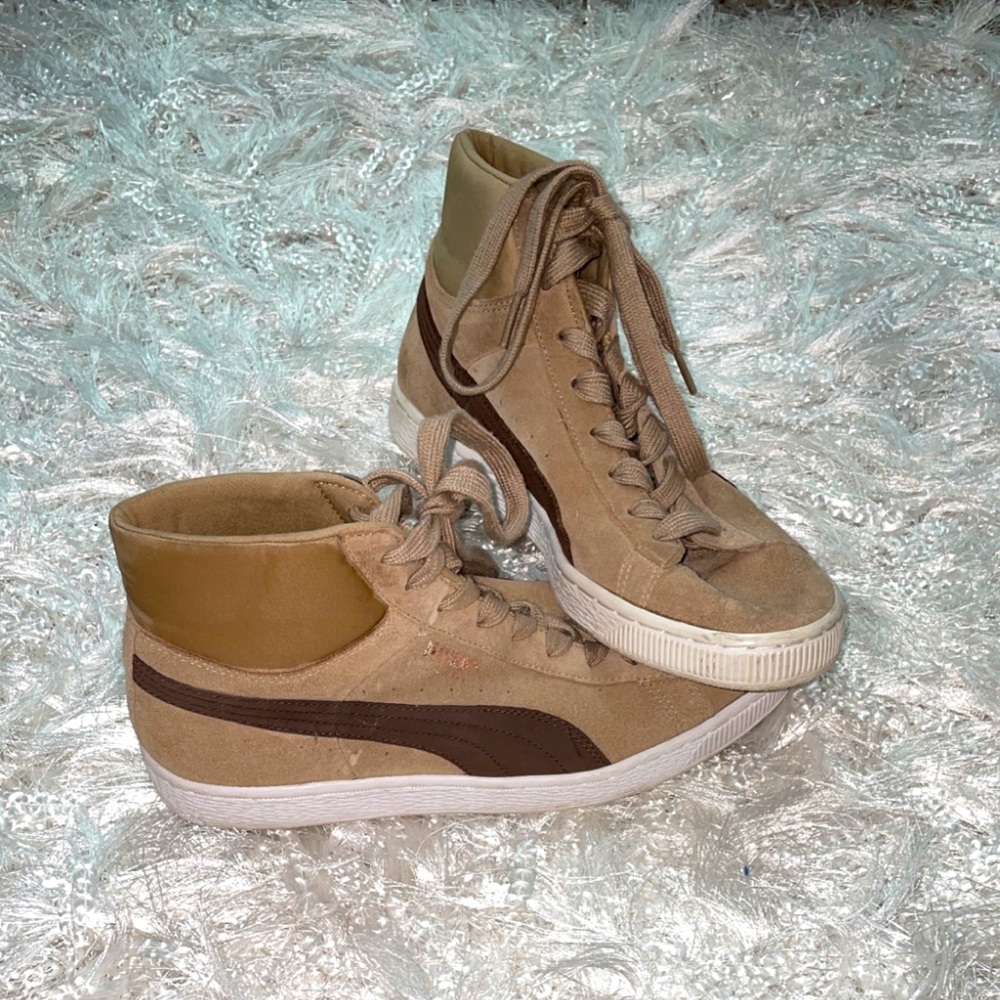 Puma sneakers